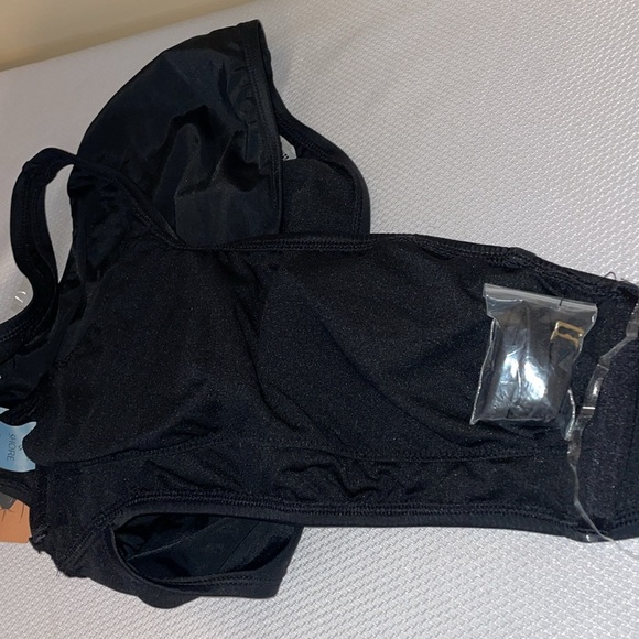 Shade & shore womens medium 8 10 bathing suit swim Black One Shoulder Cutout NWT - Picture 5 of 9